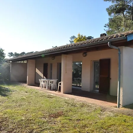 Spacieuse Avec Grand Jardin 2103 Vila